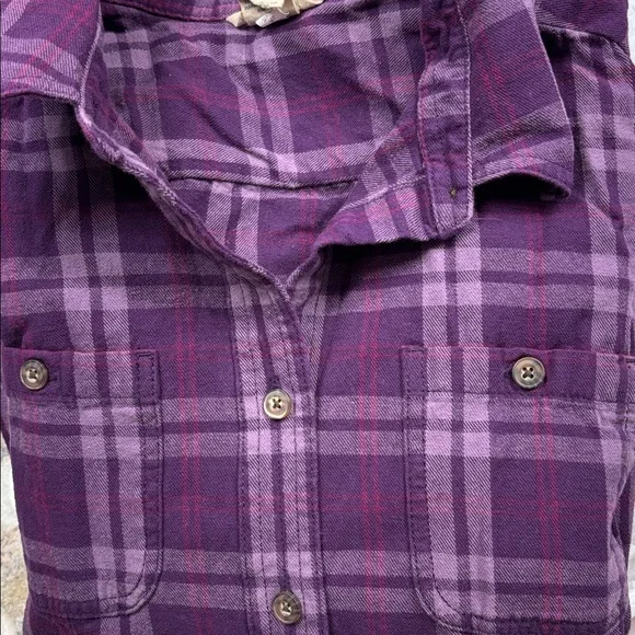 Duluth Trading purple flannel, M - Picture 9 of 12